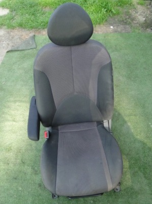 Kia rio ii 05-11r сидіння лівий перед фото №1