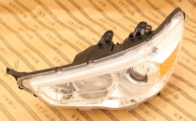 Mitsubishi asx 10-19 лампа перед обычная фото №1