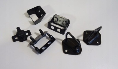 Corvette c5 засувка двері замок петля кронштейн фото №1