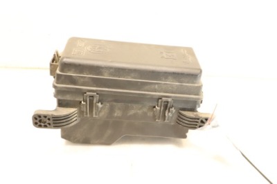 Коробка запобіжників chevrolet spark ii 1.0 фото №1