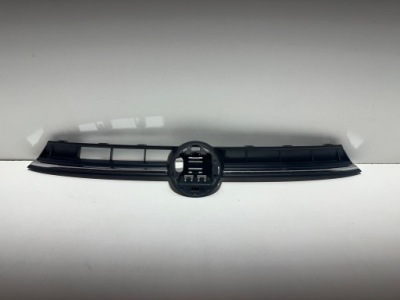 Решётка радиатора радиатора решётка радиатора volkswagen polo 2gs853651c фото №1