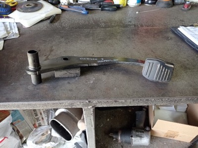 Mondeo mk3 2.0 tdci tddi - педаль гальма фото №1