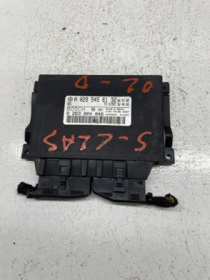 Бортовий комп'ютер блок керування модуль mercedes a0295456132 фото №1