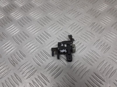 Клапан вакуумa vw passat b5 1.9 tdi фото №1