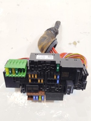 Коробка запобіжників mercedes w205 a2229063202 фото №1