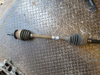 Ford mustang vi приводной вал правый задний  fr33-4k138-ba фото №1