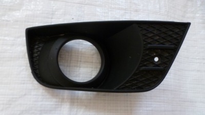 Ford fusion решітка бампер перед права 5n11-19952-a фото №1