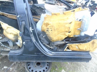 VOLVO V40 II PROG PRAWY SLUPEK