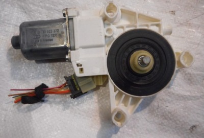 Mercedes r w251 07r моторчик стекло правый перед фото №1