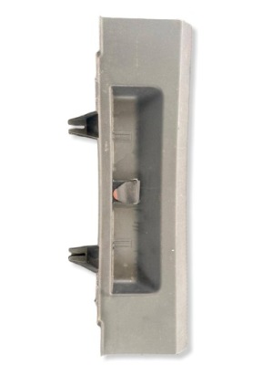 Накладка поперечина задня багажника audi a3 8p 3d 8p0863471 фото №1