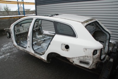 Avensis t27 kombi четверть задняя перед крыло крыша панорама фото №1