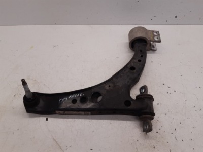 Важіль правий перед opel astra k фото №1