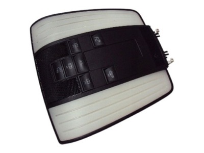 Лампа потолочный mercedes w212 fl 2.2 cdi фото №1