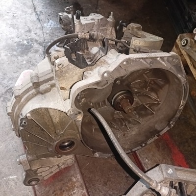 Коробка передач передач volvo v60,s60 bg9r-7002-jcd фото №1