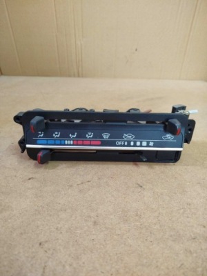 Панель керування вентиляція кондиціонера daihatsu charade фото №1