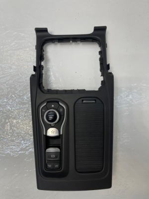 Renault talisman тунель середній 684308048r фото №1