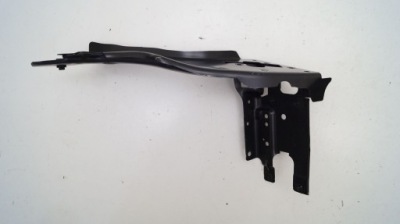 Mercedes e 211 02- панель фари правий pas передній кронштейн фото №1