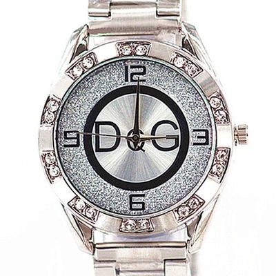 srebrny zegarek diamenty glamour