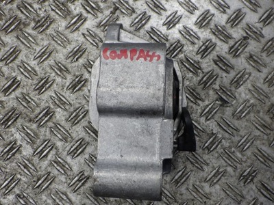 Подушка двигуна jeep compass 00520709670 фото №1