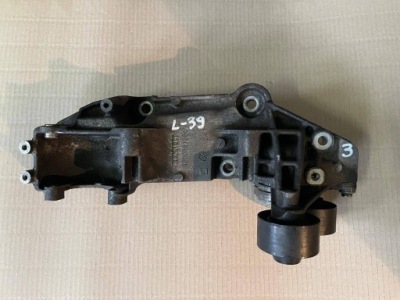 Renault laguna 2 2001 кронштейн генератора фото №1