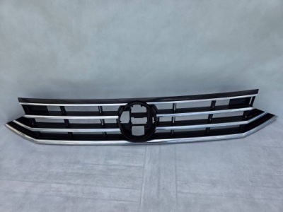 Volkswagen passat b8 2014+ решітка радіатора решітка радіатора решітка радіатора 3g0853651 фото №1