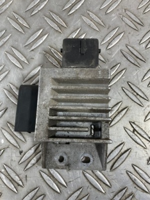 Master iv 19- модуль реле 271203982r фото №1