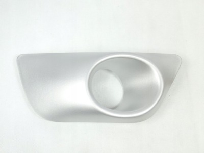 Dacia sandero 12-17 решётка радиатора решётка бампера правая фото №1