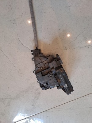 Mercedes gle w167 замок двері задня фото №1