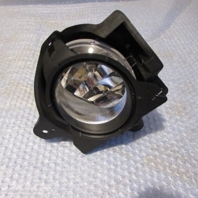 Hilux 12-15 протитуманна фара лампа протитуманна правий фото №1