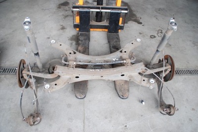 Балка подвеска задняя задняя mazda cx-5 cx5 2.2 2wd фото №1