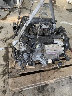Peugeot 1.2 двигун kompletny hn07 фото №1