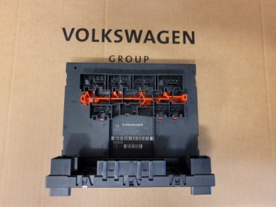 Блок управления электропроводка elektr. 3c0937049al фото №1