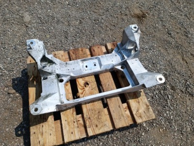 Подрамник балка задняя chevrolet corvette c5 фото №1