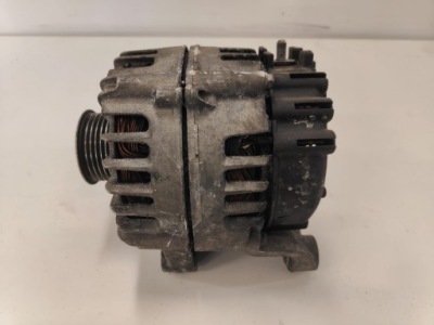 Bmw x1 e84 2.0d 7802261 fg18s019 генератор kompletny фото №1