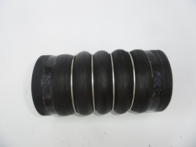 Renault оригінальний номер 7420953255 шланг труба wąż інтеркулер фото №1