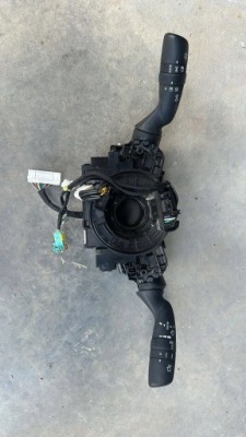 Перемикач комбінований перемикачі стрічка toyota rav4 v 5 фото №1