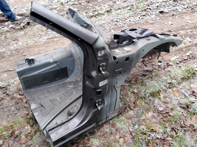 Чверть права перед передня maserati quattroporte фото №1