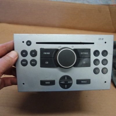 Радіо cd 30 opel meriva a 03-08r 13190855 md . фото №1