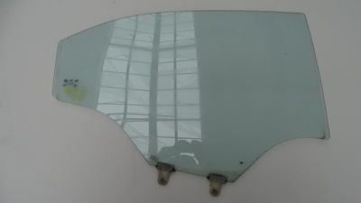 Скло двері права задня kia rio iii 2011- hb 5d фото №1