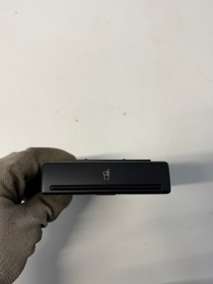 Audi a4 b5 lift кронштейн na чашка фото №1