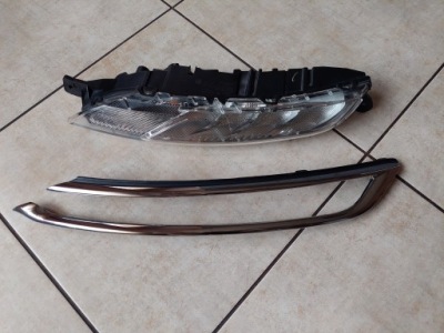 Фонарь  led - левая - молдинг декоративная - citroen c4 picasso 2 - рестайлинг  - 2016 фото №1