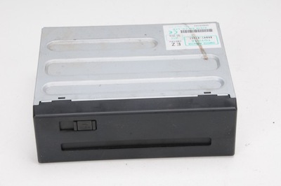 Toyota prius ii зчитувач навігації p1 86841-47051 фото №1