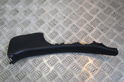 Захист заглушка mercedes gt amg a1906900525 фото №1