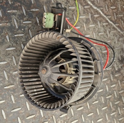 Повітродувка вентилятор renault megane ii фото №1