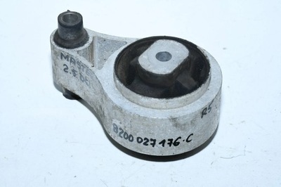 Кронштейн подушка двигуна 8200027176c renault master ii lift 2.5dci фото №1