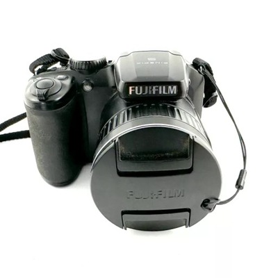 APARAT FUJIFILM FINEPIX S4800