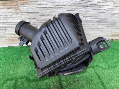 Корпус фильтра воздуха bmw f40 f44 f48 f39 f45 8655835 фото №1