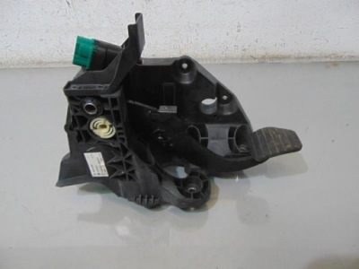 Педаль гальма trafic vivaro iii 1.6 dci biturbo фото №1