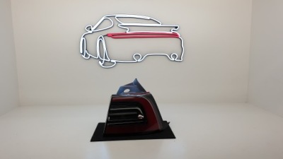 Tesla 3 рестайлинг  model y фара правый  задний  задняя led 1502087-00 фото №1