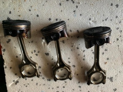 Поршень шатун____ honda civic viii 1.4___ l13z1 фото №1